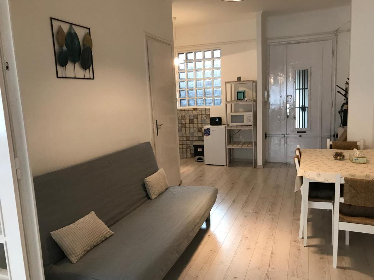 Apartamento Kenyelmes Lakas Jo Helyen Budapest Exterior foto